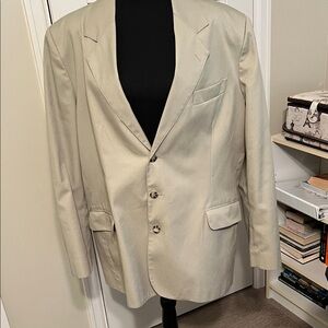 Men’s travel jacket size 46 Tall.